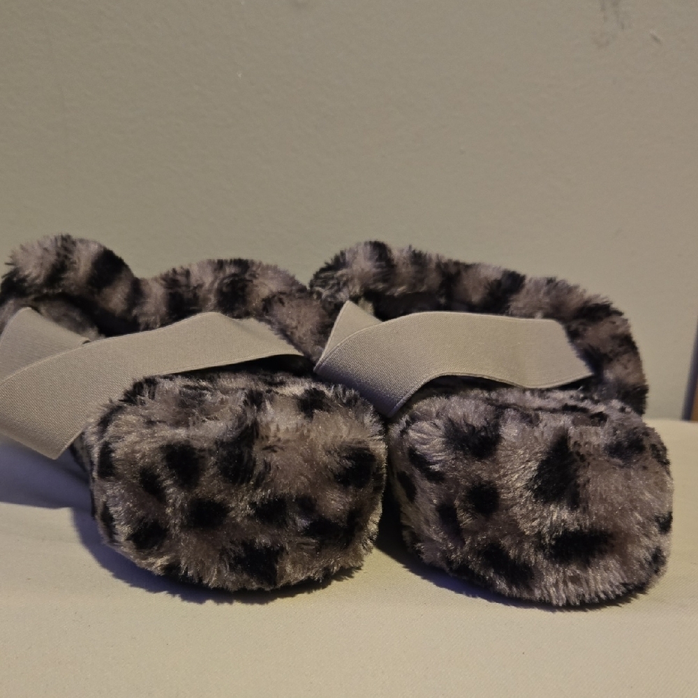 Leopard Print Fuzzy Sandals - Picture 4 of 4